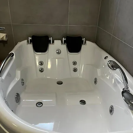 Freiblick 3 Bad Glbg Mit Terrasse 3 Διαμέρισμα Bad Gleichenberg